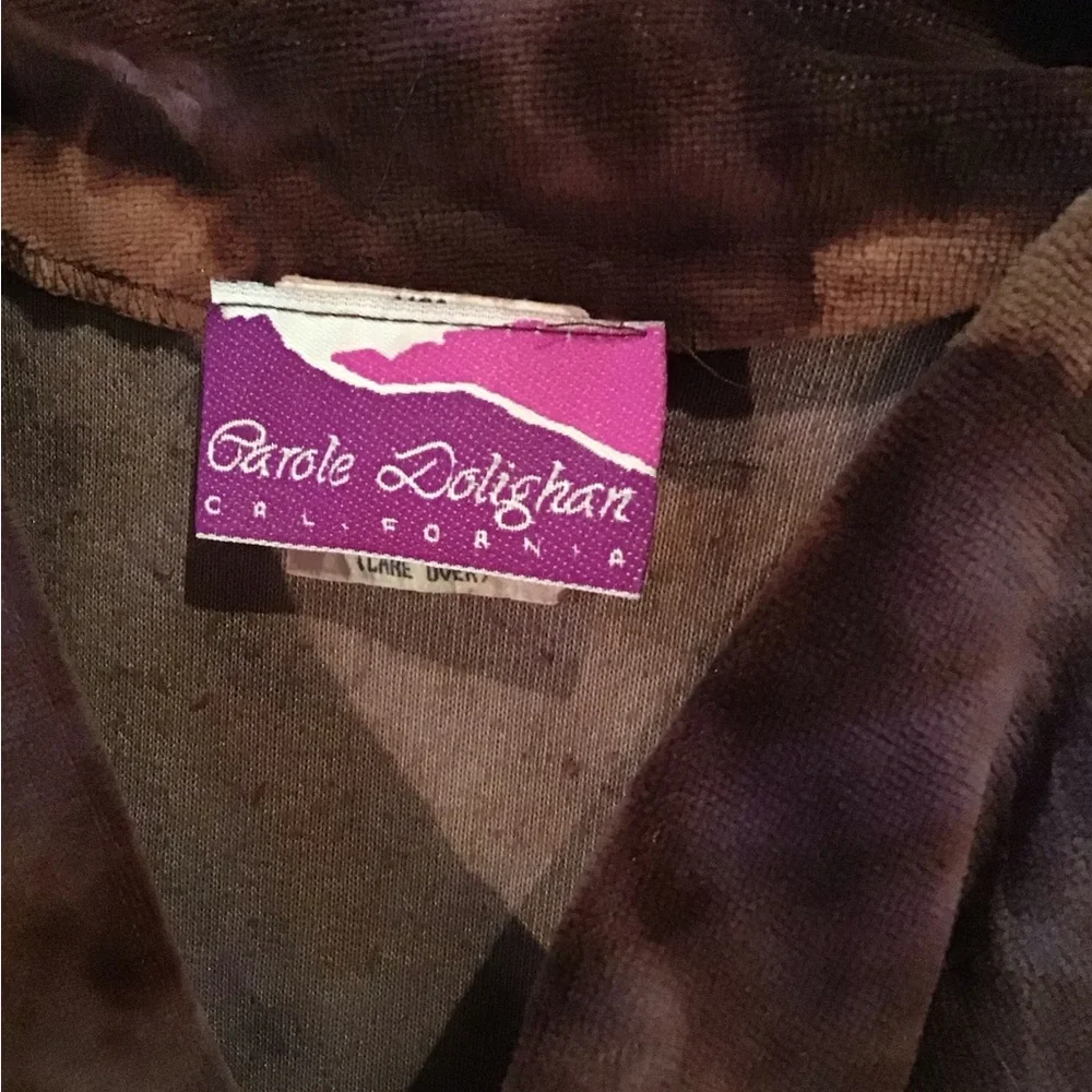 Two piece vintage, velour lounge suit by Carole Dolighan Size large - Picture 3 of 7